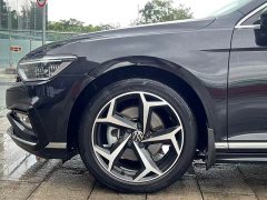 Volkswagen Magotan 2 Million Edition 330TSI DSG Leading - фото 8