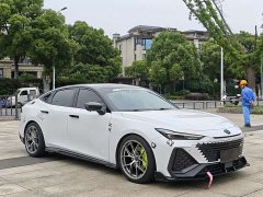 Changan UNI-V 2.0T speed version - фото 3
