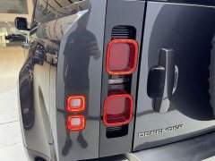 Land Rover Defender 110 3.0T P400 X-Dynamic HSE - фото 11