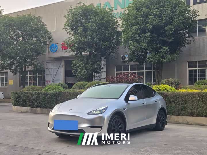 Tesla Model Y 2024 rear-wheel drive version - автомобиль из Китая