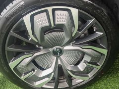 Hongqi Tiangong 08 680 Ultra four-wheel drive version - фото 10