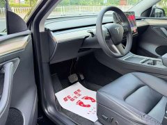 Tesla Model Y Standard Range Rear-Wheel Drive - фото 4