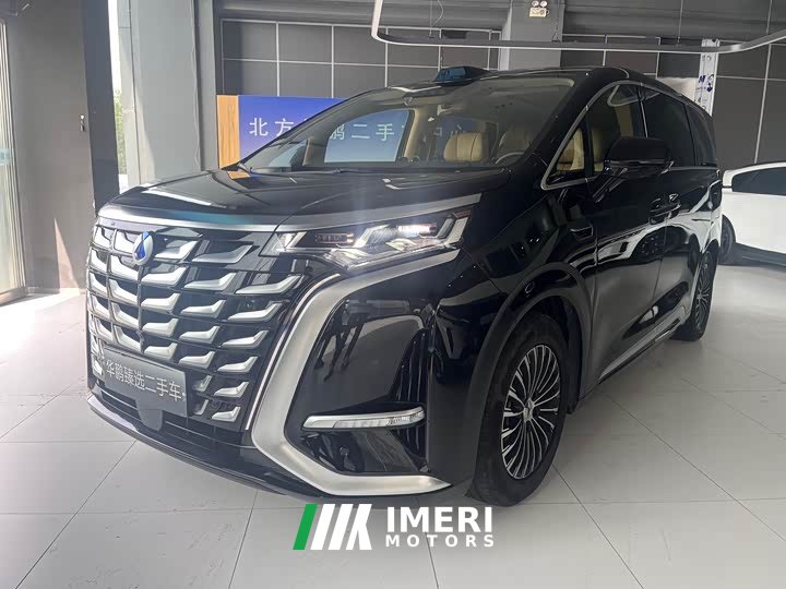 Denza D9 DM-i smart driving version 1020 four-wheel drive flagship