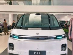 Leapmotor D99 BEV 700 Smart Premium Edition - фото 1