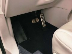 Leapmotor D99 BEV 700 Smart Premium Edition - фото 11