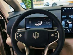 Leapmotor D99 BEV 700 Smart Premium Edition - фото 16