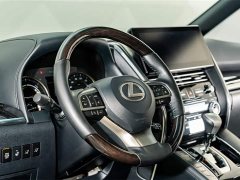 Lexus LM 2020 300h seven-seater elegant version - фото 11