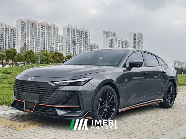 Changan UNI-V 1.5T sports version - автомобиль из Китая