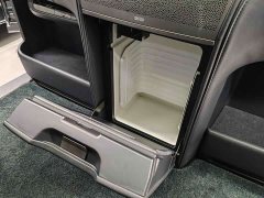 Lexus LM 2020 300h four-seat Royal Edition - фото 9