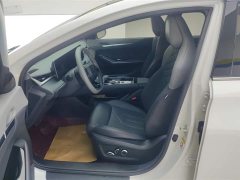 Changan UNI-V 2023 1.5T DCT Pilot Edition - фото 9