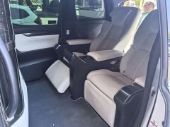 Lexus LM 2020 300h four-seat Royal Edition - фото 8
