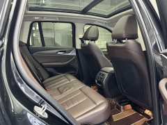 BMW X3 facelift xDrive28i M sports package - фото 18