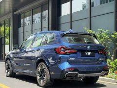 BMW iX3 innovative - фото 15