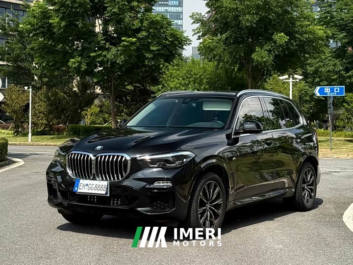 BMW X5 (Imported) xDrive30i M Sports Package - автомобиль из Китая