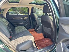 Jaguar XFL 2.0T P250 two-wheel drive exclusive luxury version - фото 12