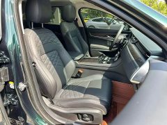 Jaguar XFL 2.0T P250 two-wheel drive exclusive luxury version - фото 14