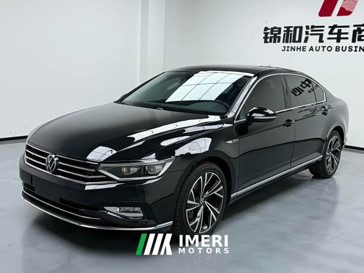 Volkswagen Magotan 2020 330TSI DSG luxury - автомобиль из Китая