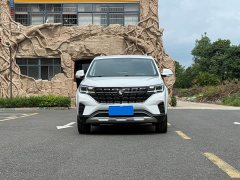 Lynk & Co Forthing T5 1.6L Manual Dream Edition 5-Seater - фото 2