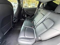 Tesla Model Y 2024 rear-wheel drive version - фото 7