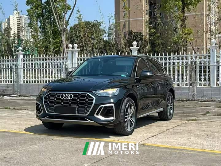 Audi Q5L 40T luxury and dynamic - автомобиль из Китая