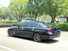 BMW 5 Series 530Li Exclusive M Sports Package - фото 9