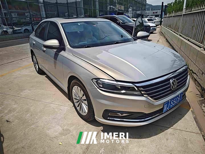 Volkswagen Lavida 1.5L automatic comfort version - автомобиль из Китая