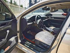 Volkswagen Lavida 1.5L automatic comfort version - фото 2