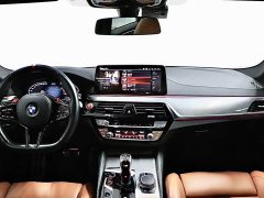 BMW M5 - фото 17