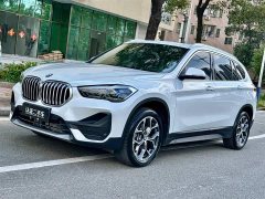 BMW X1 sDrive25Li Leading - фото 1