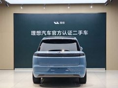 Li Auto Ideal L8 Ultra - фото 4