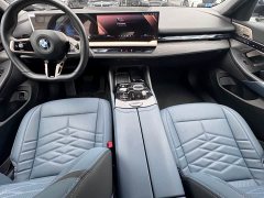 BMW 5 Series 530Li Exclusive M Sports Package - фото 13