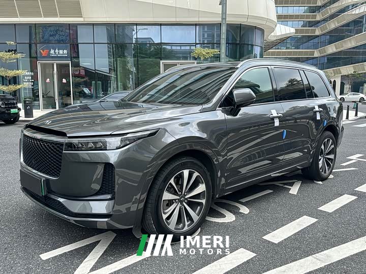 Li Auto Ideal ONE 2020 extended range 6-seater version - автомобиль из Китая