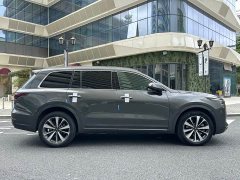 Li Auto Ideal ONE 2020 extended range 6-seater version - фото 4