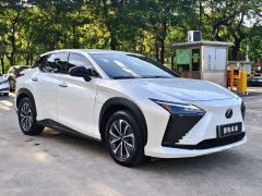 Lexus RZ 450e four-wheel drive longitudinal version - фото 4