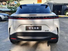 Lexus RZ 450e four-wheel drive longitudinal version - фото 5