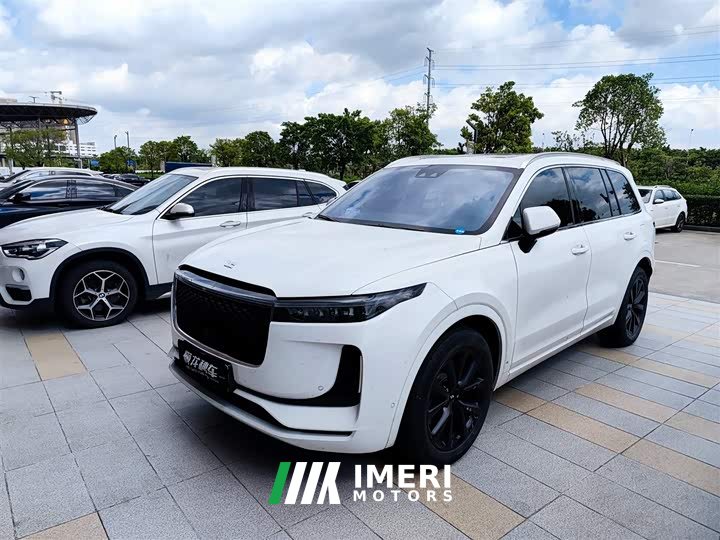 Li Auto Ideal ONE 2020 extended range 6-seater version