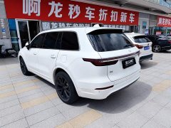 Li Auto Ideal ONE 2020 extended range 6-seater version - фото 6