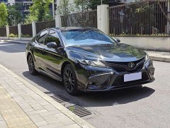 Toyota Camry 2022 2.0S Knight Edition - фото 3