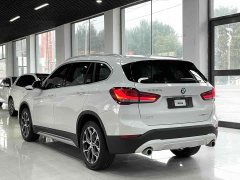 BMW X1 sDrive20Li fashionable - фото 4
