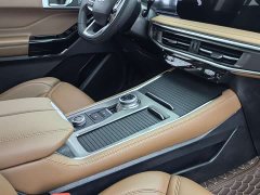 Ford Explorer EcoBoost 285 four-wheel drive style plus version 7 seats - фото 10