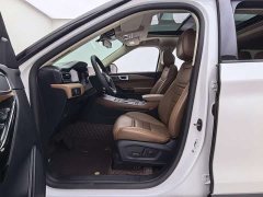 Ford Explorer EcoBoost 285 four-wheel drive style plus version 7 seats - фото 18