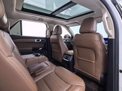 Ford Explorer EcoBoost 285 four-wheel drive style plus version 7 seats - фото 8