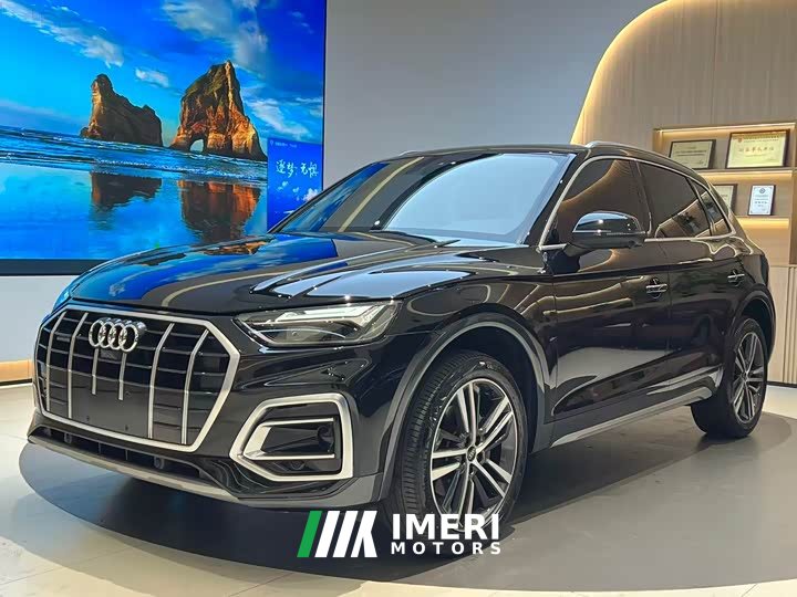 Audi Q5L 40T luxury and dynamic - автомобиль из Китая