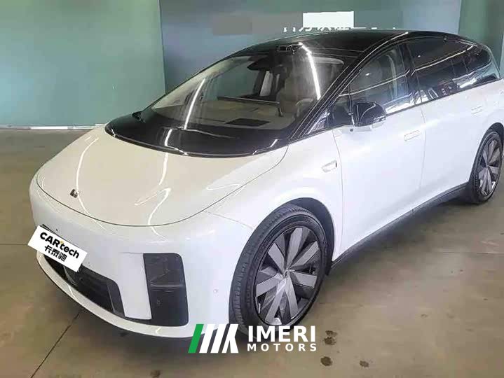 Li Auto Ideal i8 Standard Edition - автомобиль из Китая