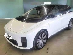 Li Auto Ideal i8 Standard Edition - фото 1