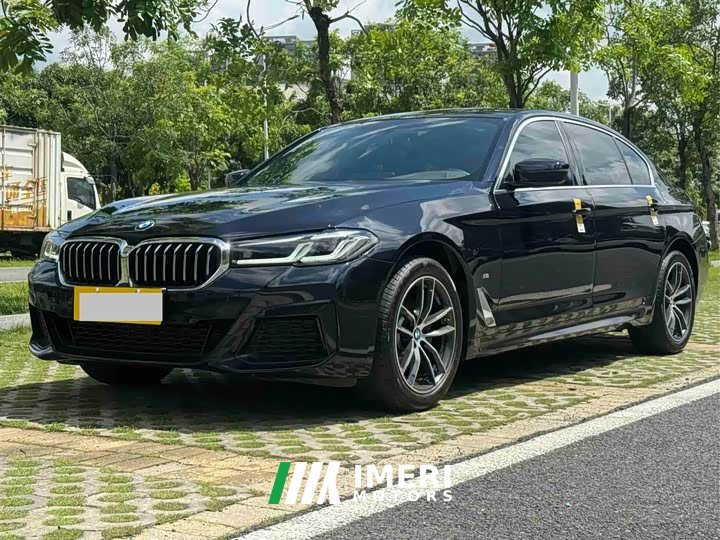 BMW 5 Series 2024 525Li M Sports Package - автомобиль из Китая