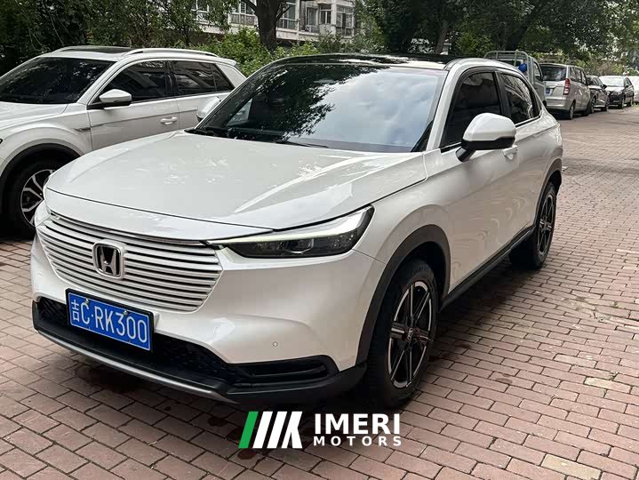 Lynk & Co Binzhi 2023 1.5L CVT Pioneer Edition - автомобиль из Китая