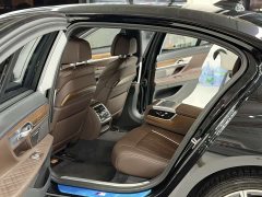 BMW 7 Series 2021 740Li Leading M Sports Package - фото 10