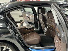 BMW 7 Series 2021 740Li Leading M Sports Package - фото 11