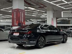 BMW 7 Series 2021 740Li Leading M Sports Package - фото 4